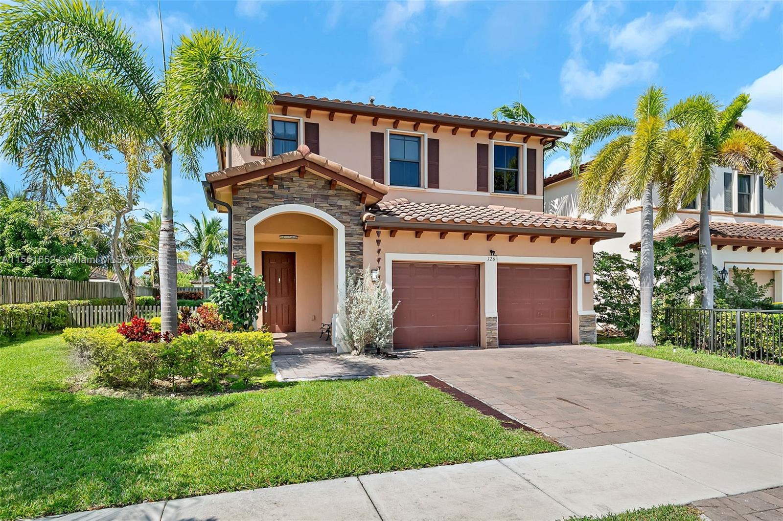 Homestead, FL, 33033 United States, 5 Bedrooms Bedrooms, ,2 BathroomsBathrooms,Residential,For Sale,A11551652
