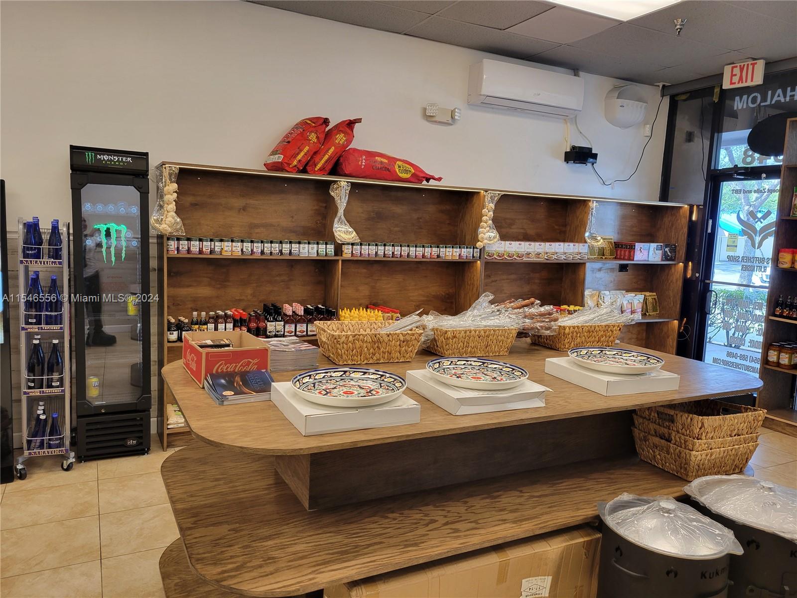 948 W Hallandale Beach Blvd, Hallandale Beach, Florida 33009, ,Businessopportunity,For Sale,948 W Hallandale Beach Blvd,A11546556