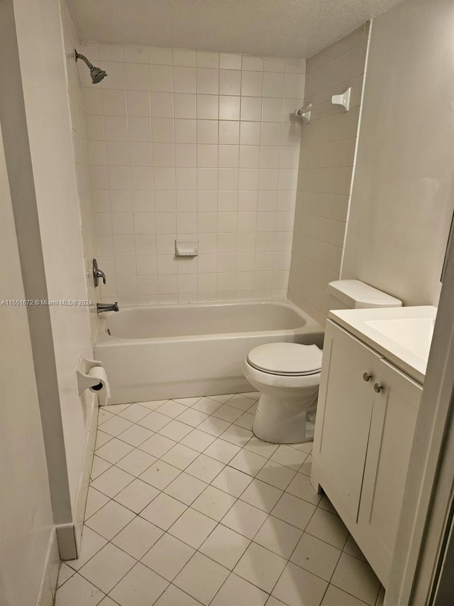 1270 31st Ct, Homestead, FL, 33035 United States, 2 Bedrooms Bedrooms, ,2 BathroomsBathrooms,Residential,For Sale,31st Ct,A11551672