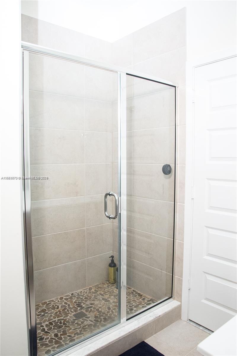 7819 NW 104th Ave 32, Doral, Florida 33178, 2 Bedrooms Bedrooms, ,2 BathroomsBathrooms,Residentiallease,For Rent,7819 NW 104th Ave 32,A11551673