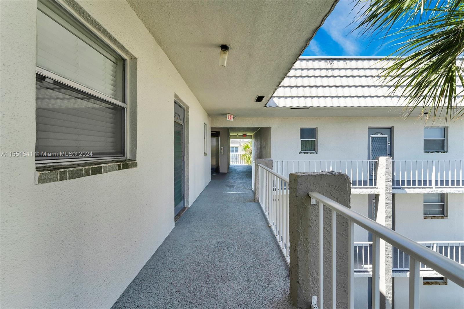 8515 Sunrise Lakes Blvd, Sunrise, FL, 33322 United States, 1 Bedroom Bedrooms, ,1 BathroomBathrooms,Residential,For Sale,Sunrise Lakes Blvd,A11551641