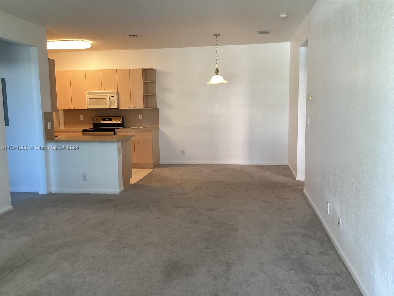 3569 Forest Hill Blvd, Palm Springs, FL, 33406 United States, 2 Bedrooms Bedrooms, ,2 BathroomsBathrooms,Residential,For Sale,Forest Hill Blvd,A11541966