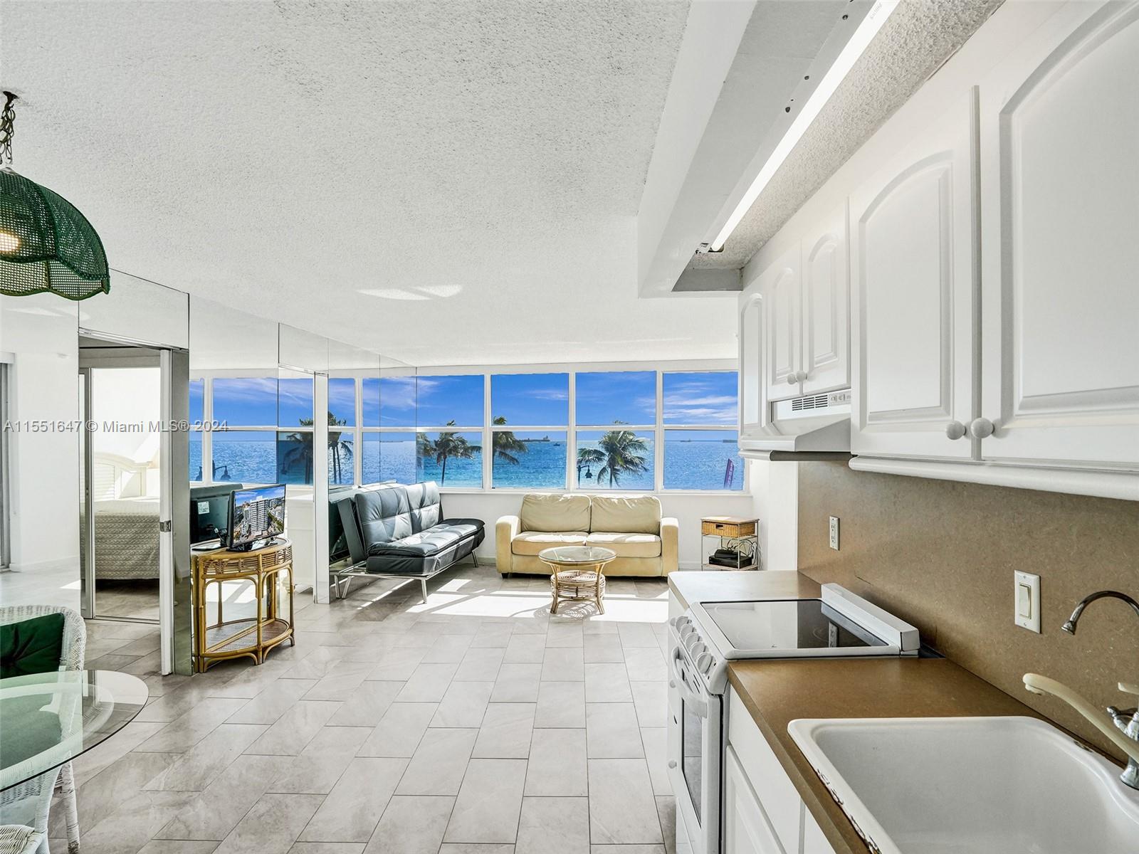 209 N Fort Lauderdale Beach Blvd 2E, Fort Lauderdale, Florida 33304, 1 Bedroom Bedrooms, ,2 BathroomsBathrooms,Residential,For Sale,209 N Fort Lauderdale Beach Blvd 2E,A11551647