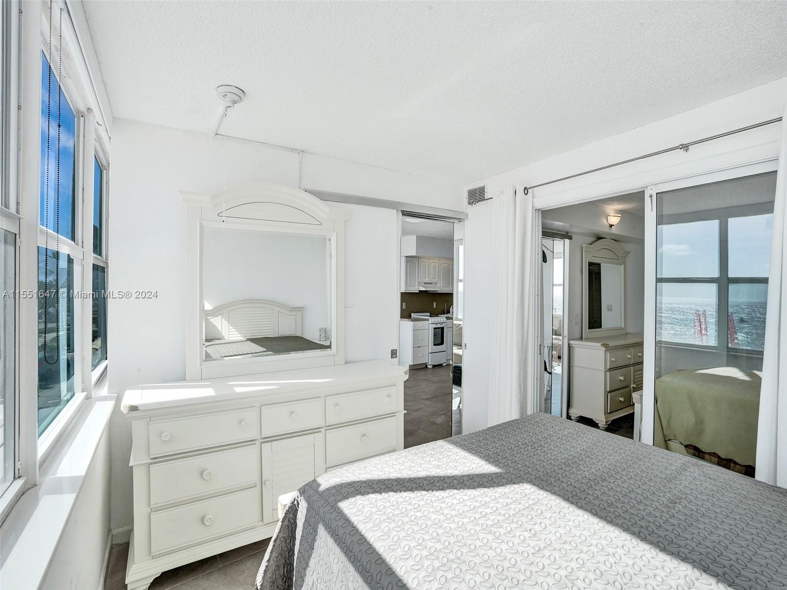 209 N Fort Lauderdale Beach Blvd 2E, Fort Lauderdale, Florida 33304, 1 Bedroom Bedrooms, ,2 BathroomsBathrooms,Residential,For Sale,209 N Fort Lauderdale Beach Blvd 2E,A11551647