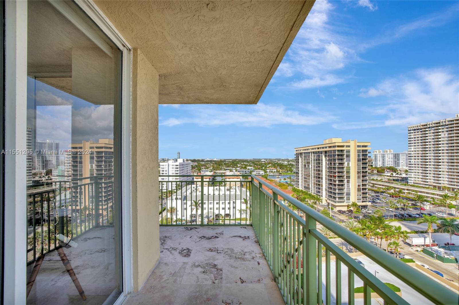 2080 S OCEAN DR 1102, Hallandale Beach, Florida 33009, 2 Bedrooms Bedrooms, ,2 BathroomsBathrooms,Residentiallease,For Rent,2080 S OCEAN DR 1102,A11551295
