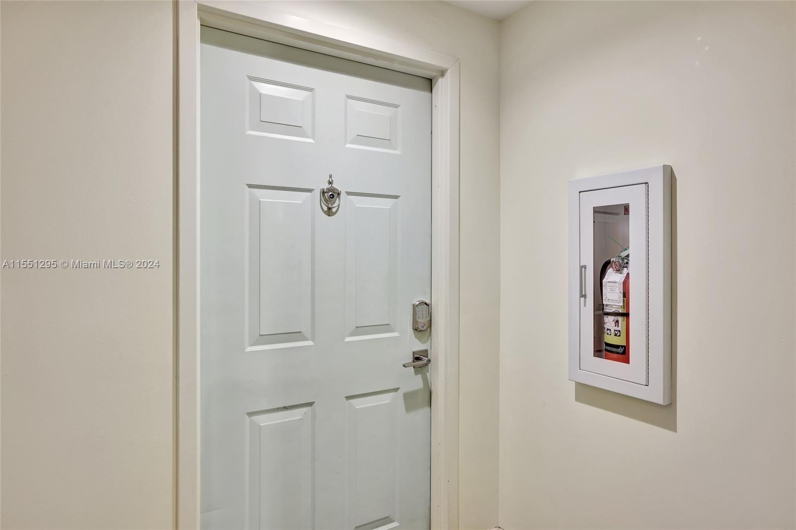 2080 S OCEAN DR 1102, Hallandale Beach, Florida 33009, 2 Bedrooms Bedrooms, ,2 BathroomsBathrooms,Residentiallease,For Rent,2080 S OCEAN DR 1102,A11551295