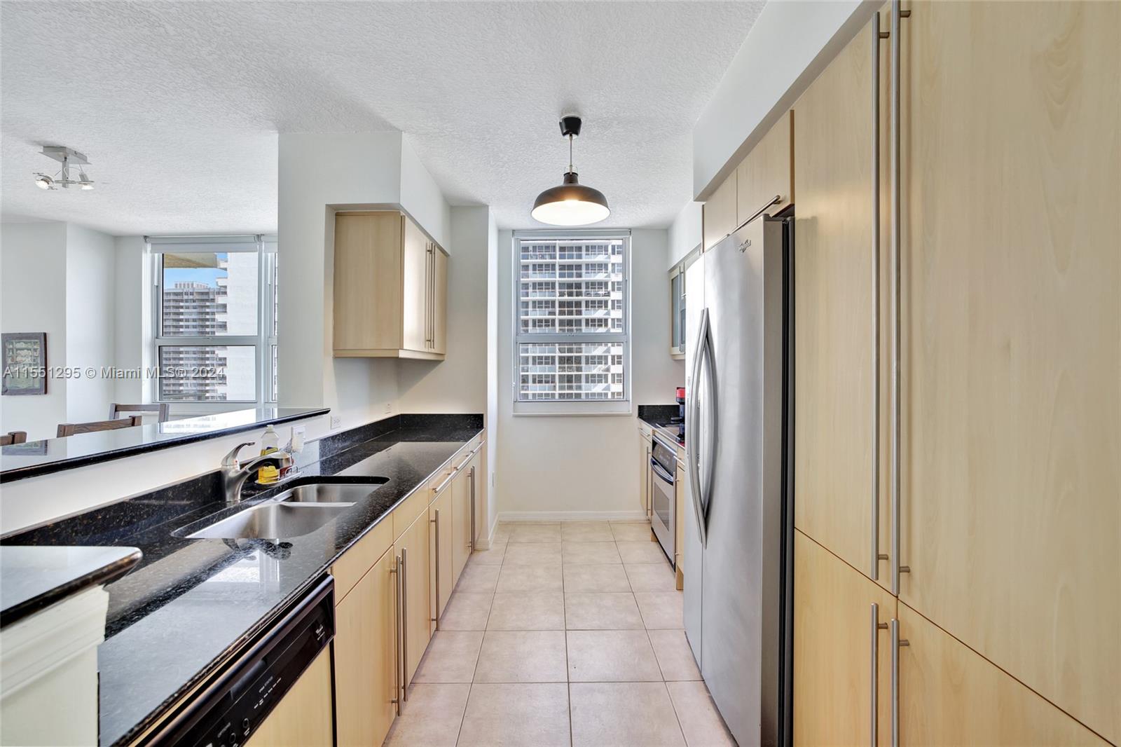 2080 S OCEAN DR 1102, Hallandale Beach, Florida 33009, 2 Bedrooms Bedrooms, ,2 BathroomsBathrooms,Residentiallease,For Rent,2080 S OCEAN DR 1102,A11551295