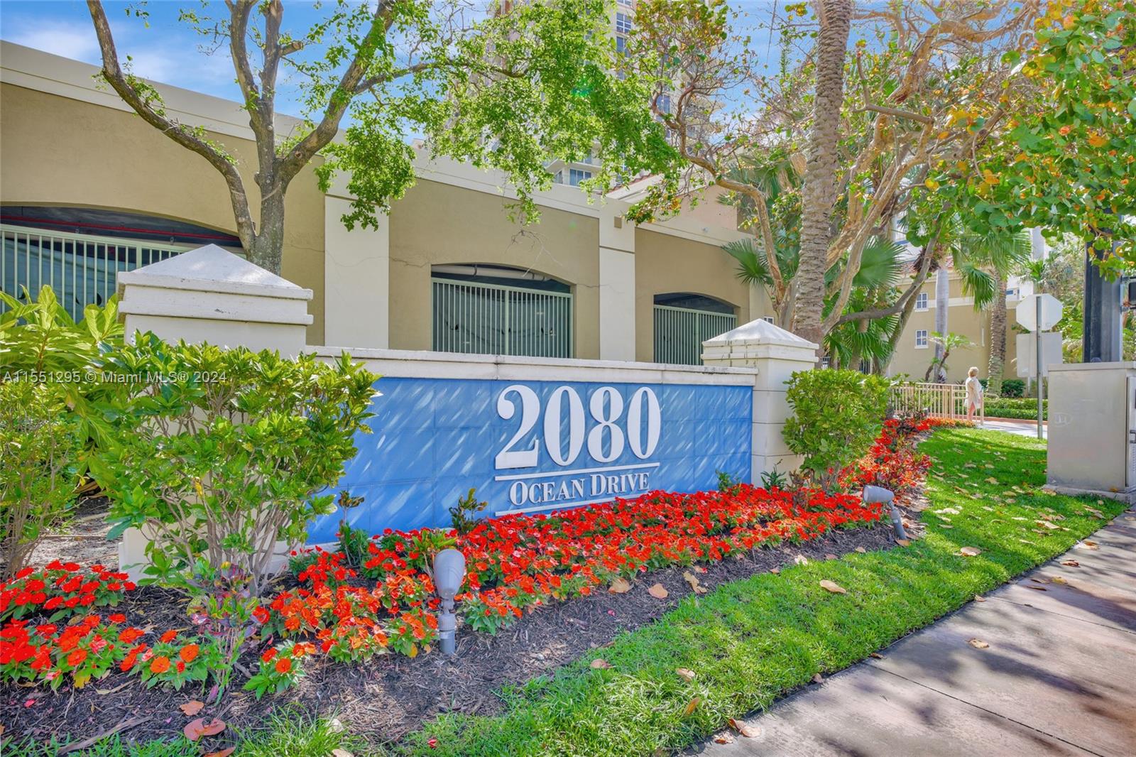 2080 S OCEAN DR 1102, Hallandale Beach, Florida 33009, 2 Bedrooms Bedrooms, ,2 BathroomsBathrooms,Residentiallease,For Rent,2080 S OCEAN DR 1102,A11551295
