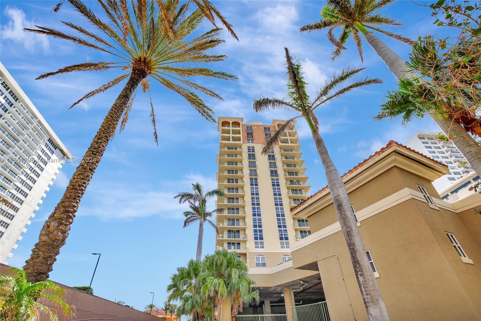 2080 S OCEAN DR 1102, Hallandale Beach, Florida 33009, 2 Bedrooms Bedrooms, ,2 BathroomsBathrooms,Residentiallease,For Rent,2080 S OCEAN DR 1102,A11551295