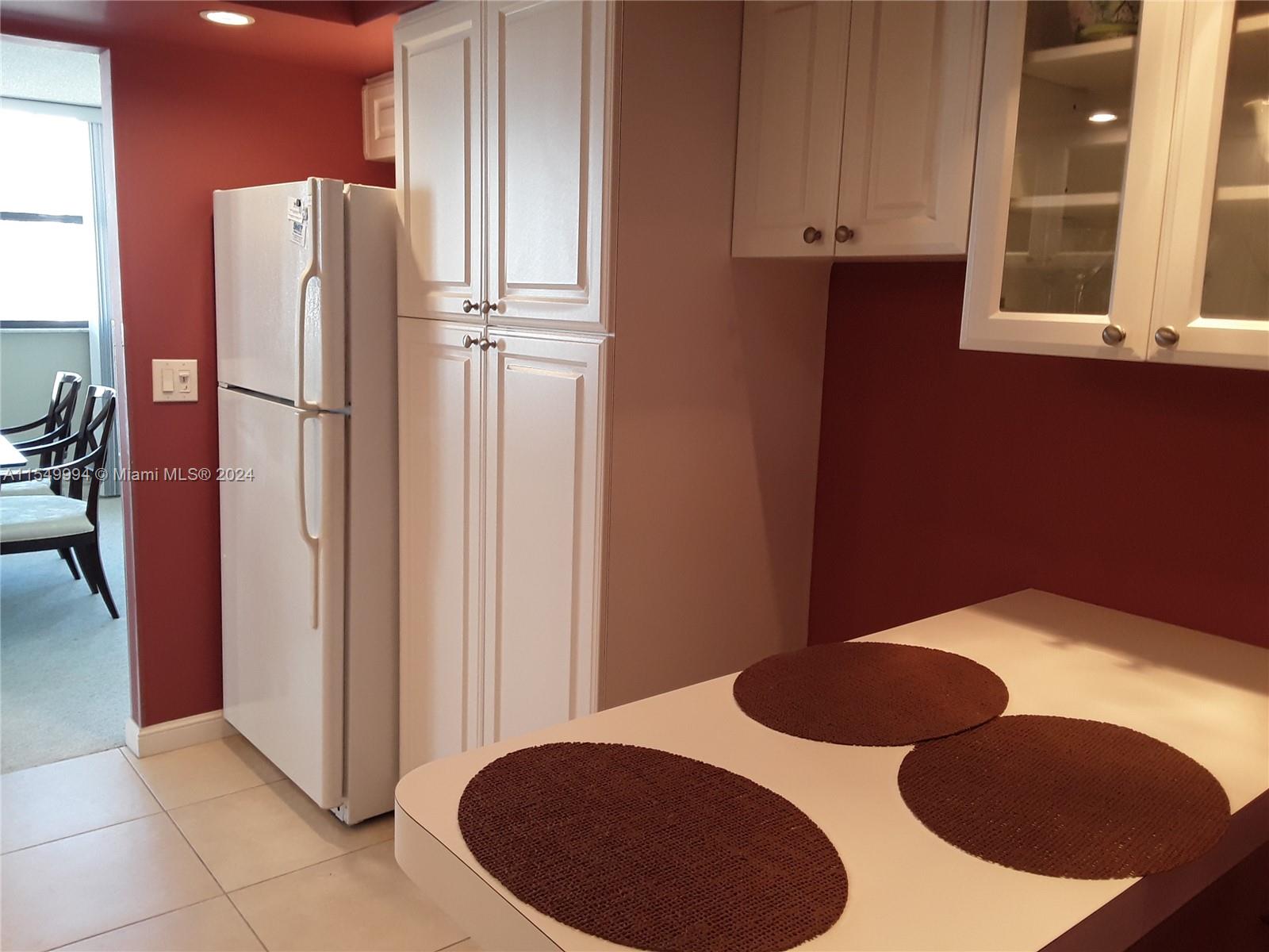 2017 Ocean Dr, Hallandale Beach, FL, 33009 United States, 2 Bedrooms Bedrooms, ,2 BathroomsBathrooms,Residential,For Sale,Ocean Dr,A11549994