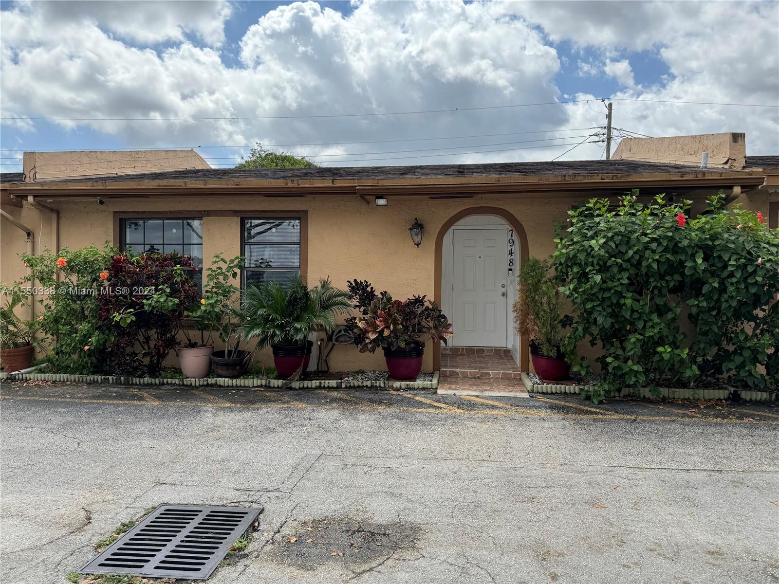 7948 Pembroke Rd 7948, Miramar, Florida 33023, 3 Bedrooms Bedrooms, ,2 BathroomsBathrooms,Residential,For Sale,7948 Pembroke Rd 7948,A11550338