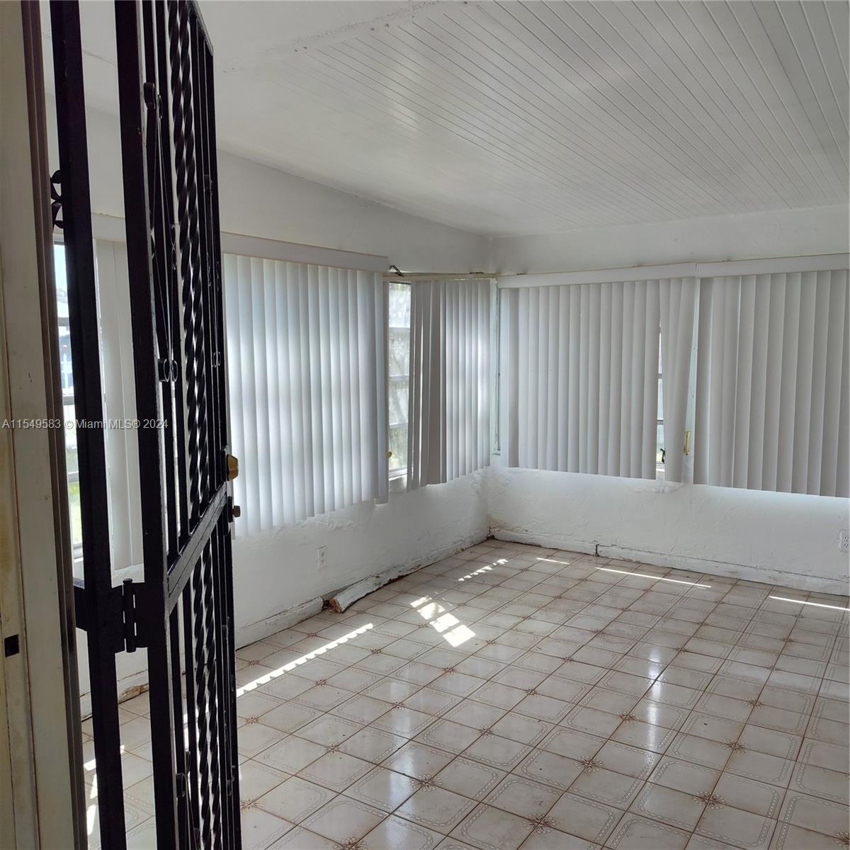 2971 166th St, Miami Gardens, FL, 33054 United States, 3 Bedrooms Bedrooms, ,2 BathroomsBathrooms,Residential,For Sale,166th St,A11549583