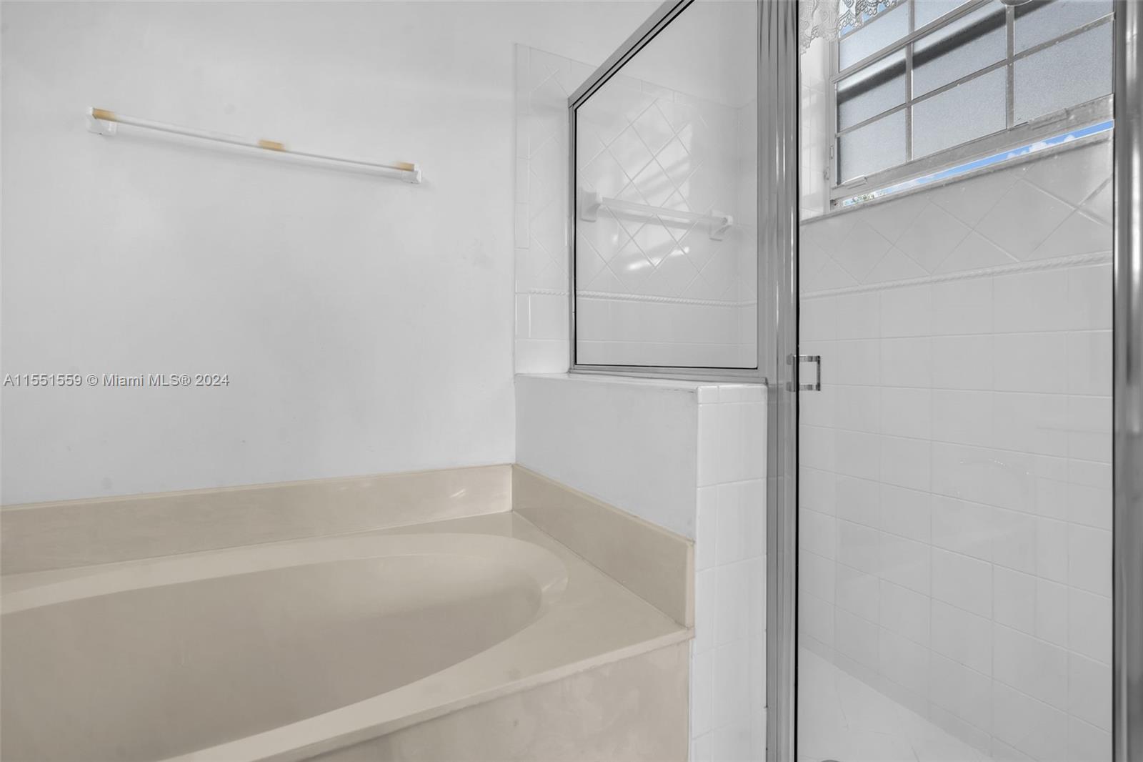 7700 Aragon Blvd Unit 1, Sunrise, FL, 33322 United States, 3 Bedrooms Bedrooms, ,2 BathroomsBathrooms,Residential,For Sale,Aragon Blvd Unit 1,A11551559