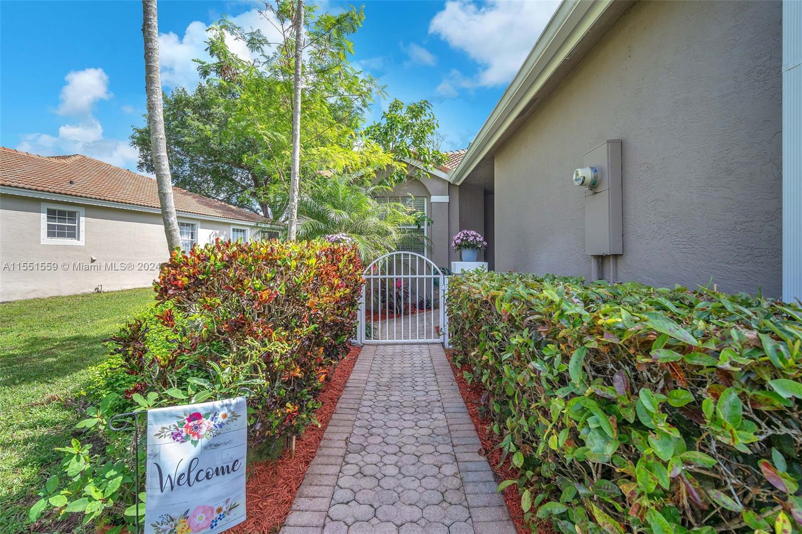 7700 Aragon Blvd Unit 1, Sunrise, FL, 33322 United States, 3 Bedrooms Bedrooms, ,2 BathroomsBathrooms,Residential,For Sale,Aragon Blvd Unit 1,A11551559