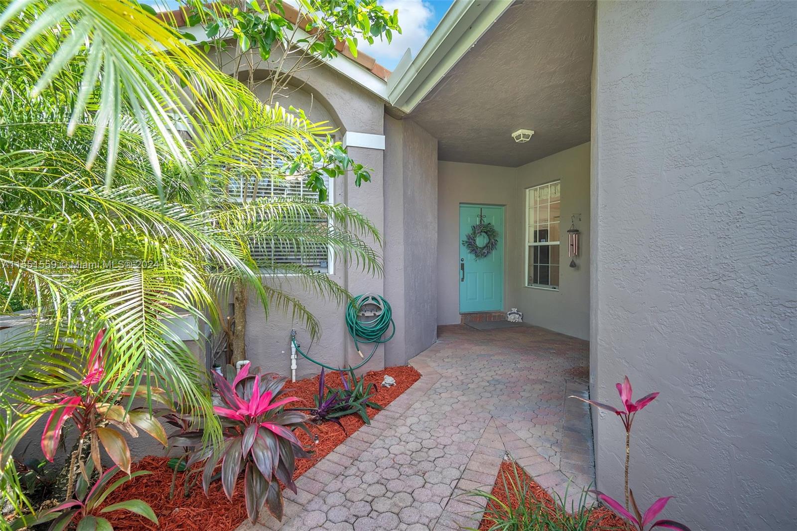 7700 Aragon Blvd Unit 1, Sunrise, FL, 33322 United States, 3 Bedrooms Bedrooms, ,2 BathroomsBathrooms,Residential,For Sale,Aragon Blvd Unit 1,A11551559
