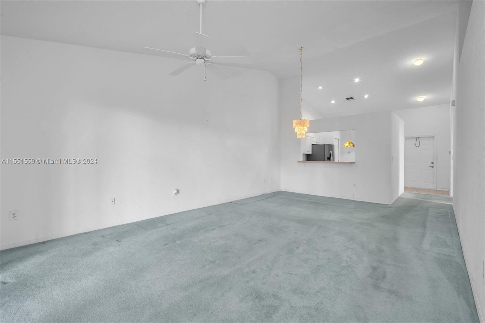 7700 Aragon Blvd Unit 1, Sunrise, FL, 33322 United States, 3 Bedrooms Bedrooms, ,2 BathroomsBathrooms,Residential,For Sale,Aragon Blvd Unit 1,A11551559