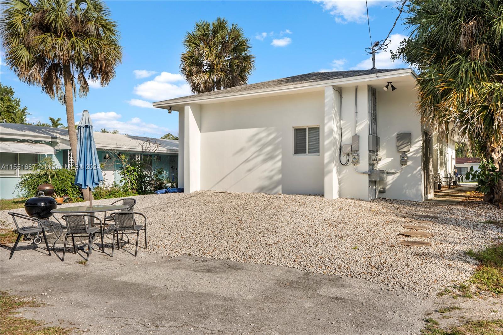 830 SE 14th St 4, Fort Lauderdale, Florida 33316, 1 Bedroom Bedrooms, ,1 BathroomBathrooms,Residentiallease,For Rent,830 SE 14th St 4,A11551687