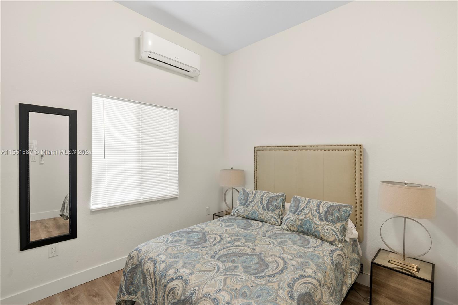 830 SE 14th St 4, Fort Lauderdale, Florida 33316, 1 Bedroom Bedrooms, ,1 BathroomBathrooms,Residentiallease,For Rent,830 SE 14th St 4,A11551687