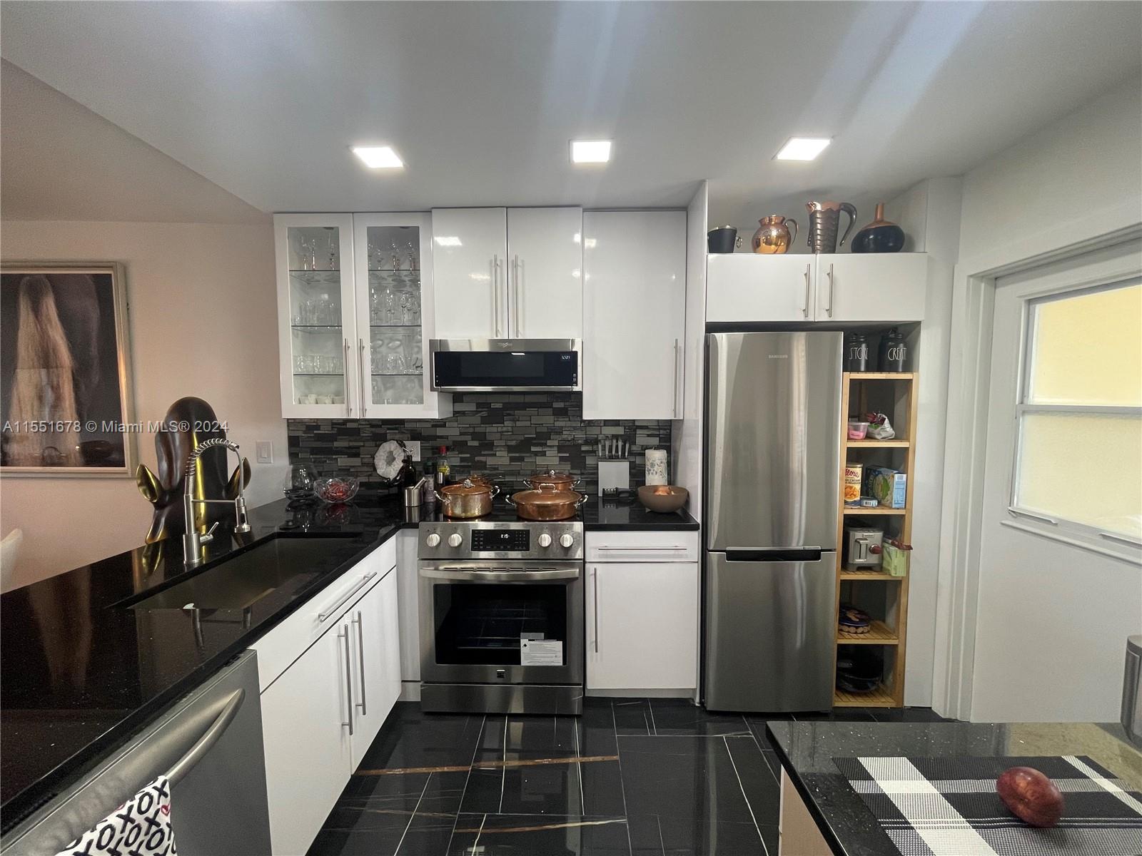 2751 Palm Aire Dr, Pompano Beach, FL, 33069 United States, 1 Bedroom Bedrooms, ,1 BathroomBathrooms,Residential,For Sale,Palm Aire Dr,A11551678