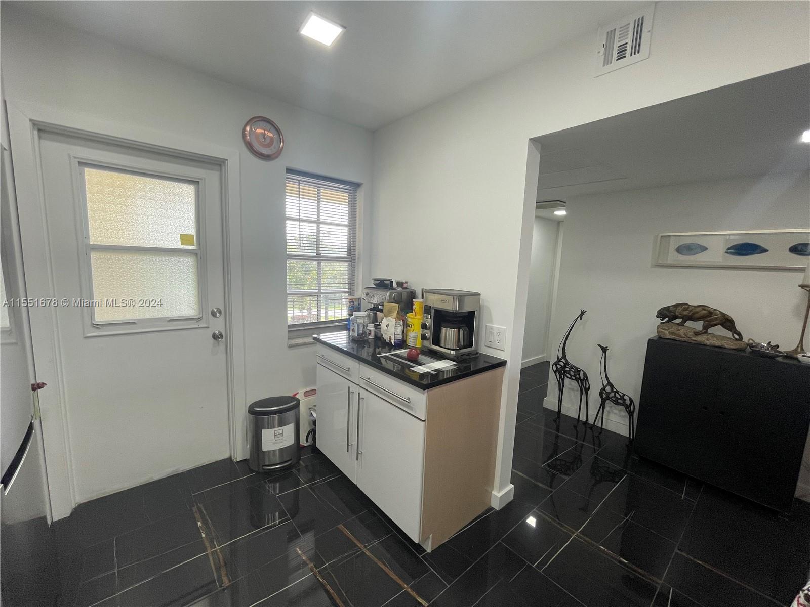 2751 Palm Aire Dr, Pompano Beach, FL, 33069 United States, 1 Bedroom Bedrooms, ,1 BathroomBathrooms,Residential,For Sale,Palm Aire Dr,A11551678