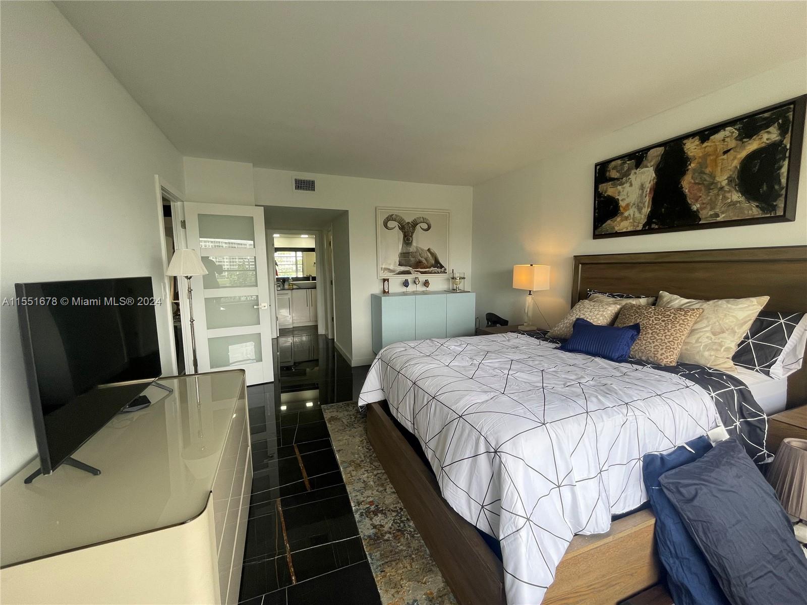 2751 Palm Aire Dr, Pompano Beach, FL, 33069 United States, 1 Bedroom Bedrooms, ,1 BathroomBathrooms,Residential,For Sale,Palm Aire Dr,A11551678