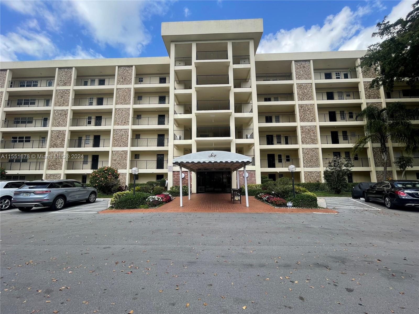 2751 Palm Aire Dr, Pompano Beach, FL, 33069 United States, 1 Bedroom Bedrooms, ,1 BathroomBathrooms,Residential,For Sale,Palm Aire Dr,A11551678