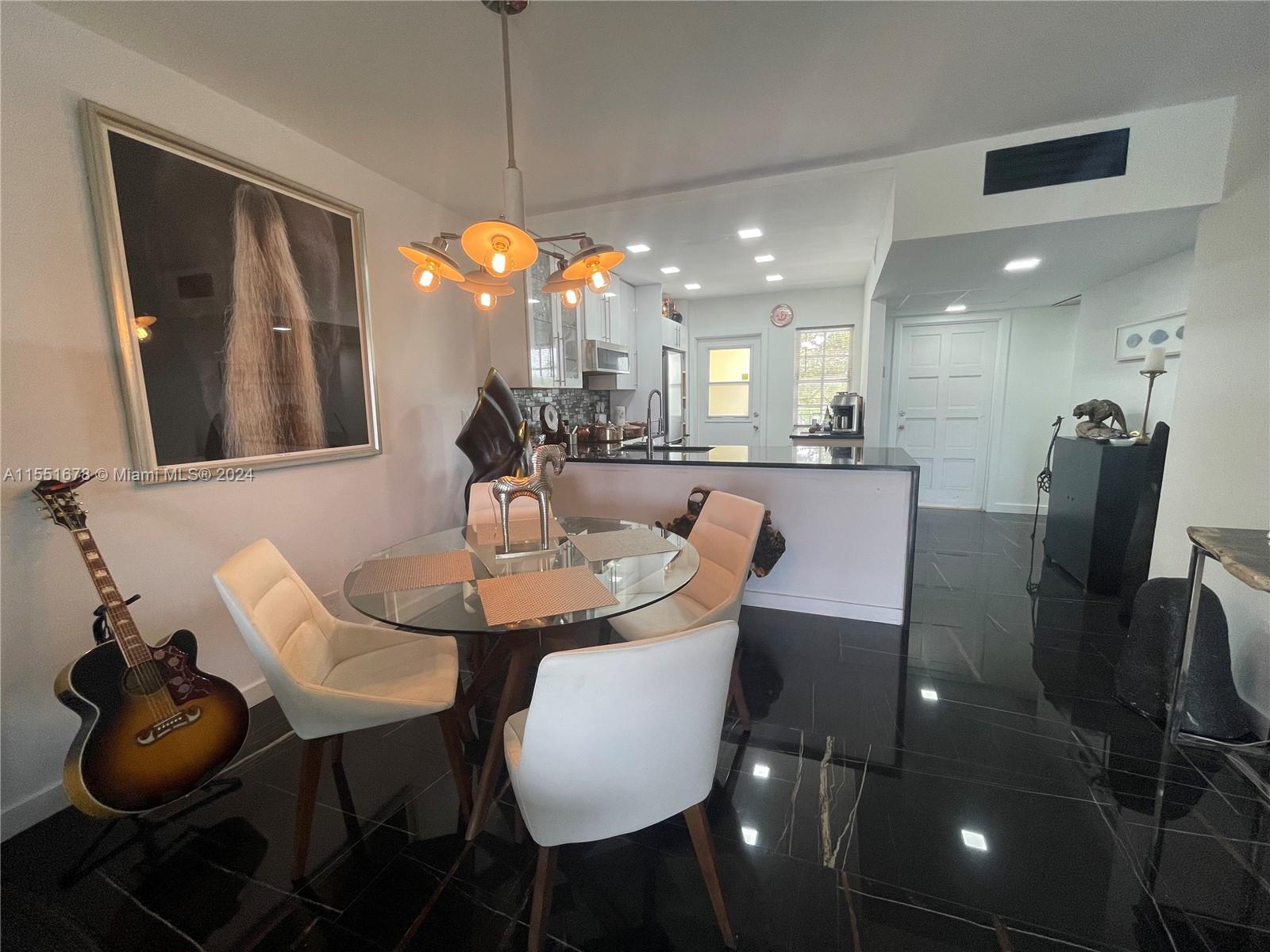 2751 Palm Aire Dr, Pompano Beach, FL, 33069 United States, 1 Bedroom Bedrooms, ,1 BathroomBathrooms,Residential,For Sale,Palm Aire Dr,A11551678