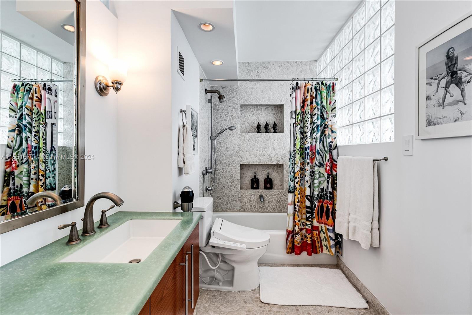 1200 West Ave, Miami Beach, FL, 33139 United States, 2 Bedrooms Bedrooms, ,2 BathroomsBathrooms,Residential,For Sale,West Ave,A11551670