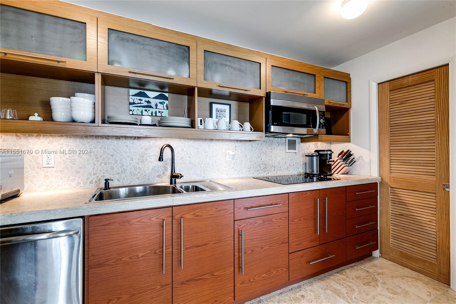 1200 West Ave, Miami Beach, FL, 33139 United States, 2 Bedrooms Bedrooms, ,2 BathroomsBathrooms,Residential,For Sale,West Ave,A11551670