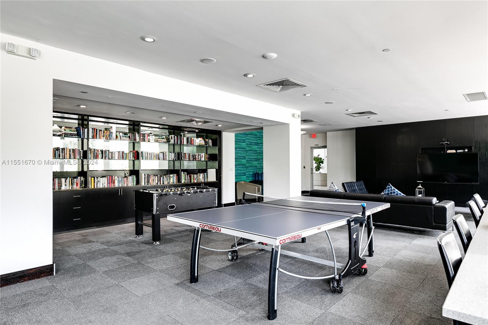 1200 West Ave, Miami Beach, FL, 33139 United States, 2 Bedrooms Bedrooms, ,2 BathroomsBathrooms,Residential,For Sale,West Ave,A11551670
