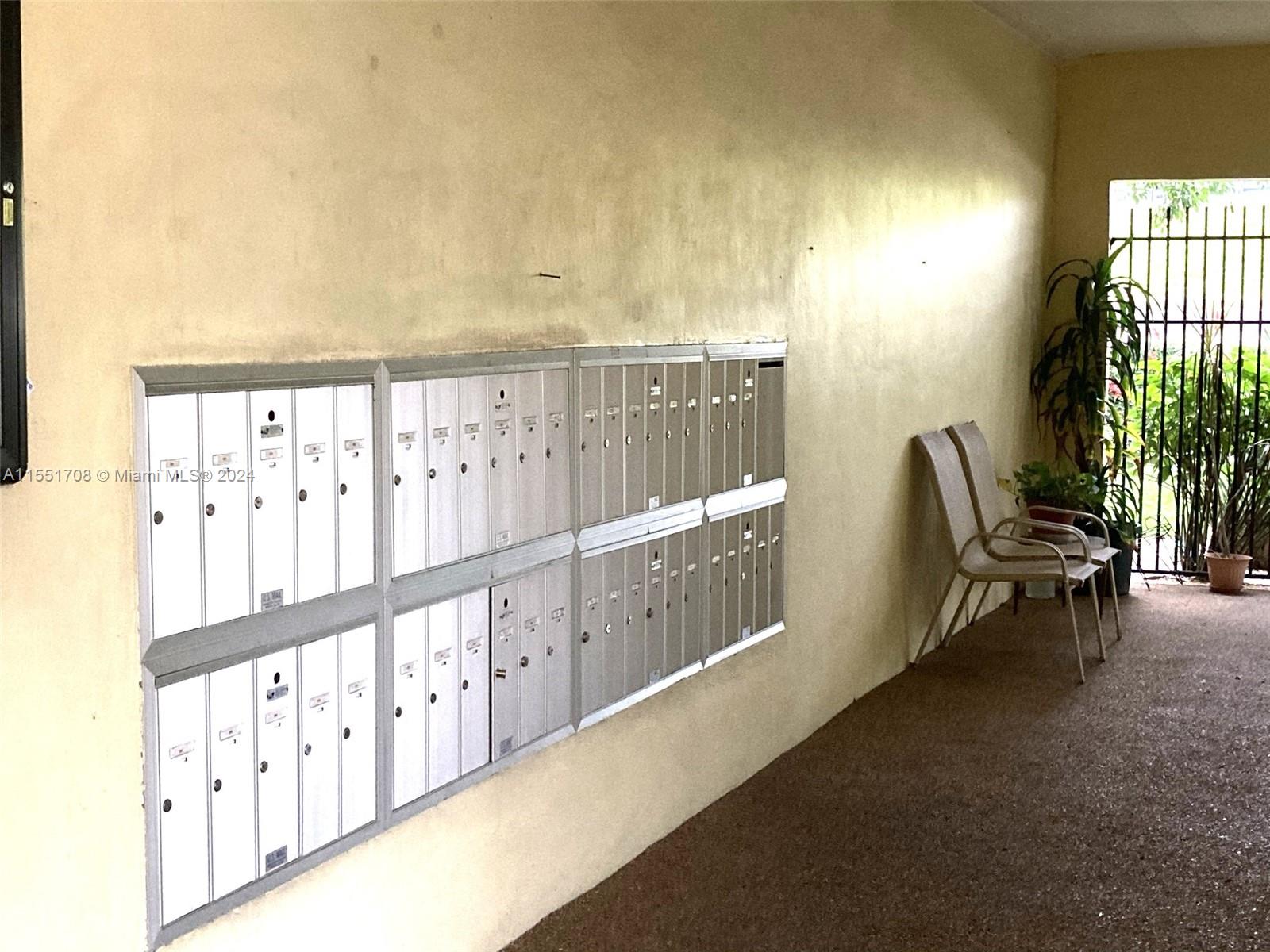 5111 Oakland Park Blvd, Lauderdale Lakes, FL, 33313 United States, 1 Bedroom Bedrooms, ,1 BathroomBathrooms,Residential,For Sale,Oakland Park Blvd,A11551708