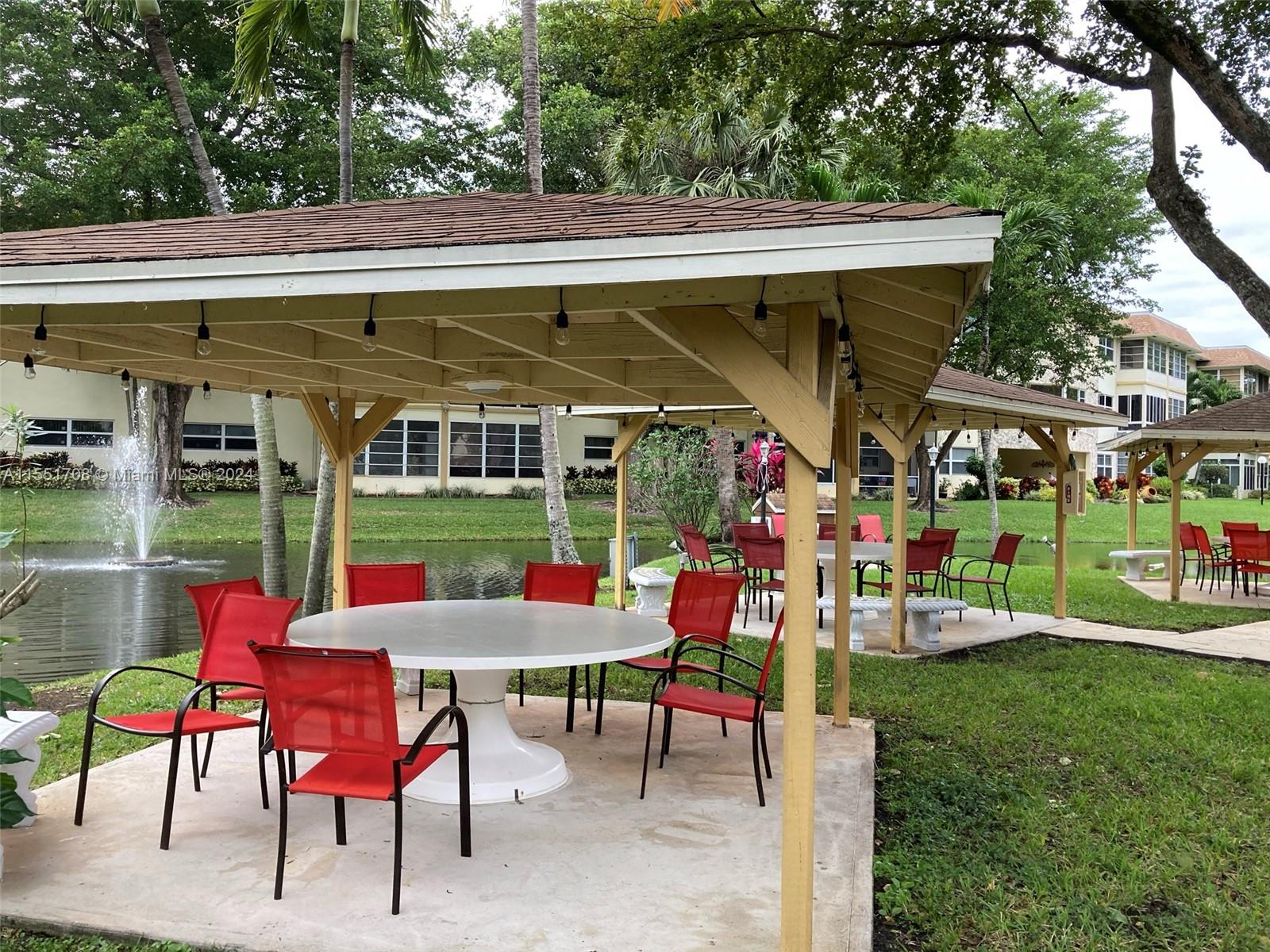 5111 Oakland Park Blvd, Lauderdale Lakes, FL, 33313 United States, 1 Bedroom Bedrooms, ,1 BathroomBathrooms,Residential,For Sale,Oakland Park Blvd,A11551708