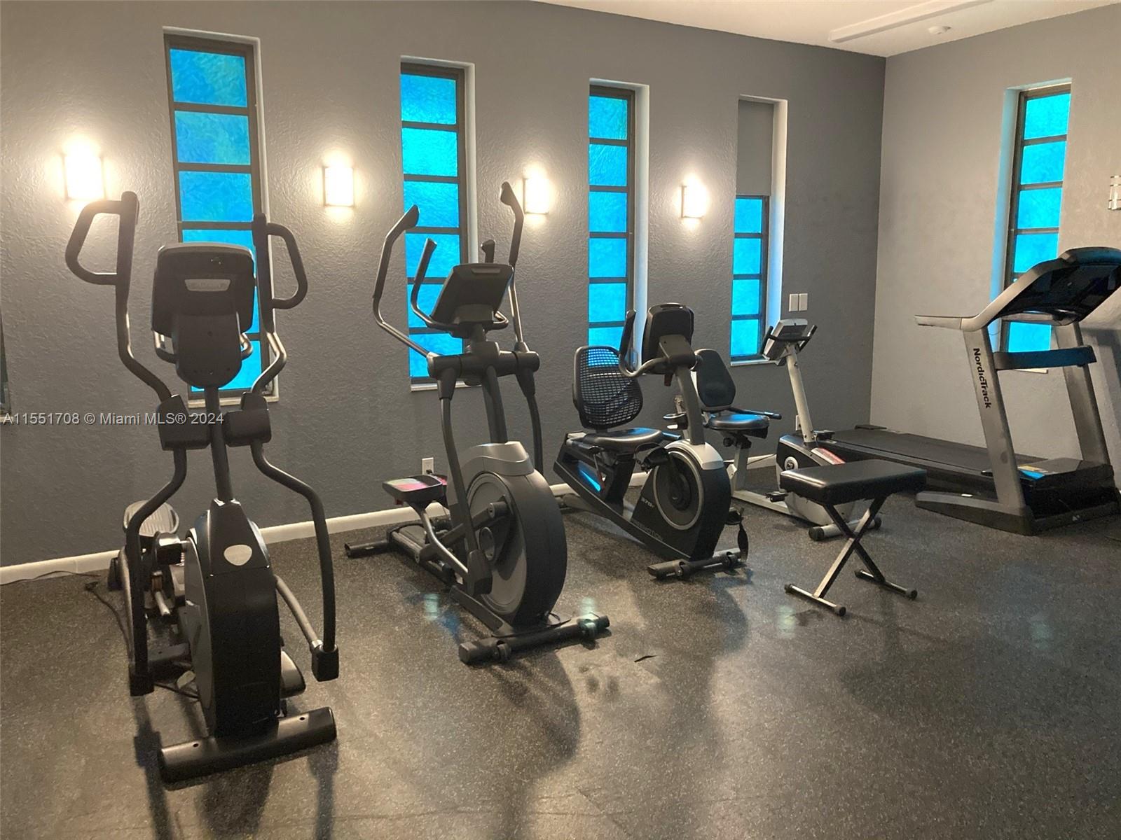 5111 Oakland Park Blvd, Lauderdale Lakes, FL, 33313 United States, 1 Bedroom Bedrooms, ,1 BathroomBathrooms,Residential,For Sale,Oakland Park Blvd,A11551708