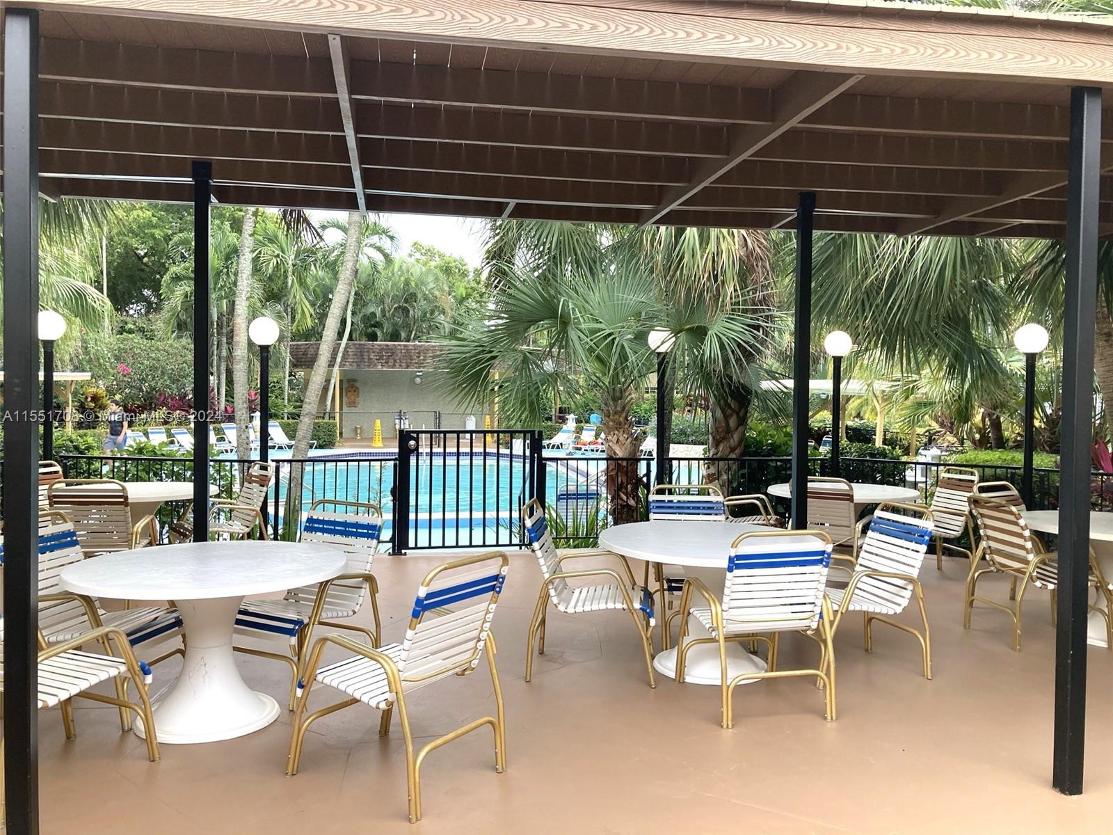 5111 Oakland Park Blvd, Lauderdale Lakes, FL, 33313 United States, 1 Bedroom Bedrooms, ,1 BathroomBathrooms,Residential,For Sale,Oakland Park Blvd,A11551708