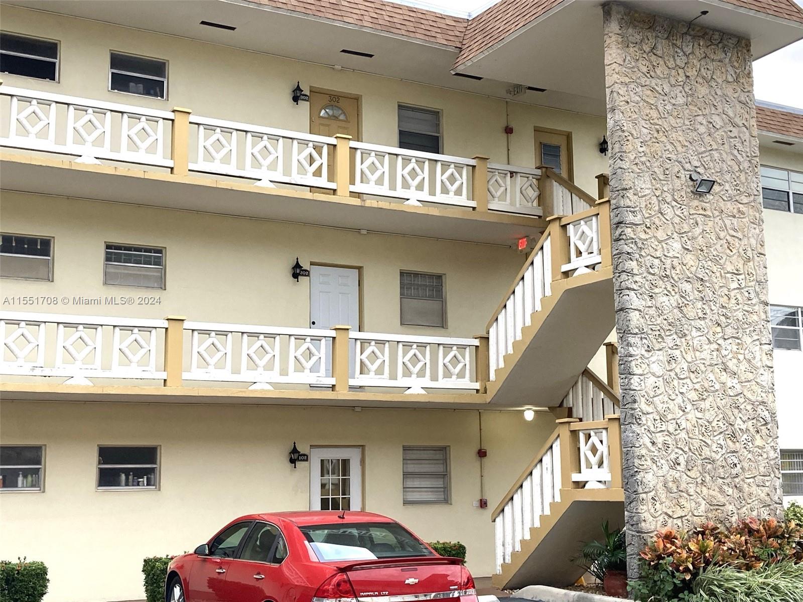 5111 Oakland Park Blvd, Lauderdale Lakes, FL, 33313 United States, 1 Bedroom Bedrooms, ,1 BathroomBathrooms,Residential,For Sale,Oakland Park Blvd,A11551708