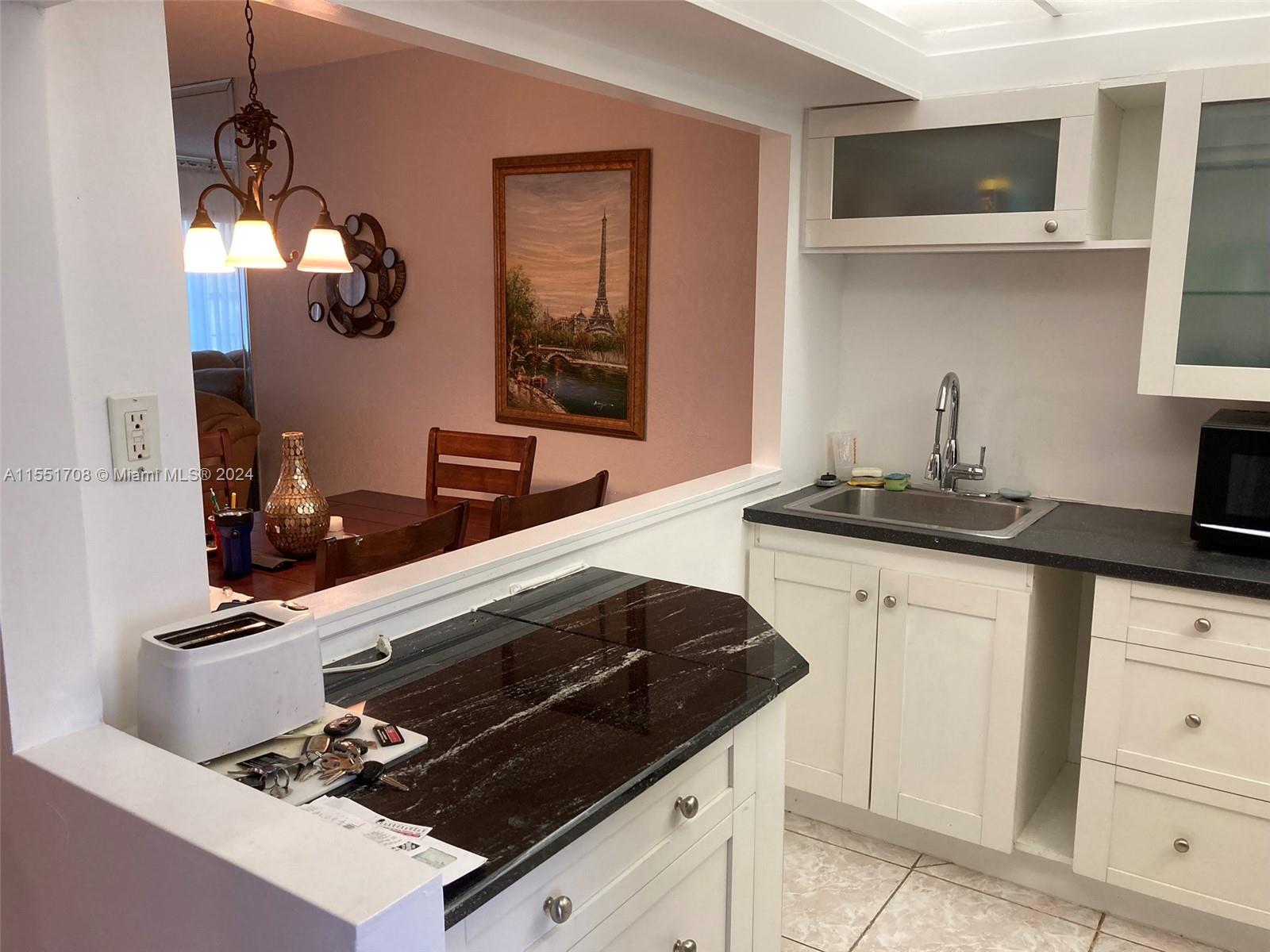 5111 Oakland Park Blvd, Lauderdale Lakes, FL, 33313 United States, 1 Bedroom Bedrooms, ,1 BathroomBathrooms,Residential,For Sale,Oakland Park Blvd,A11551708