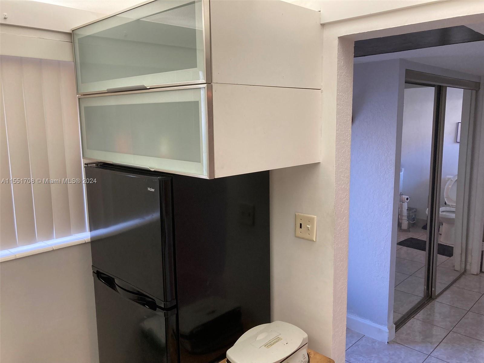 5111 Oakland Park Blvd, Lauderdale Lakes, FL, 33313 United States, 1 Bedroom Bedrooms, ,1 BathroomBathrooms,Residential,For Sale,Oakland Park Blvd,A11551708