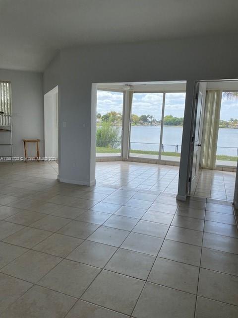 4566 W 6th Ave, Hialeah, Florida 33012, 3 Bedrooms Bedrooms, ,1 BathroomBathrooms,Residentiallease,For Rent,4566 W 6th Ave,A11551700