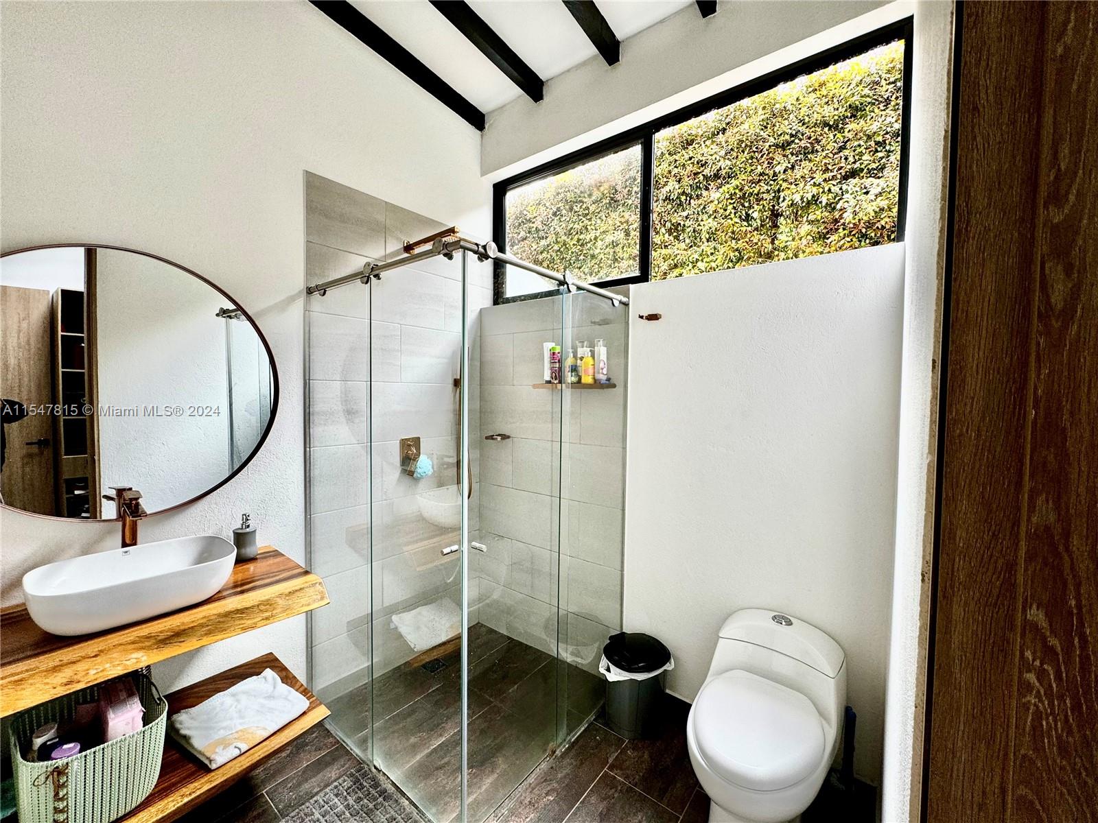 Kilometro 31 El Chuscal, FL, CO, 5 Bedrooms Bedrooms, ,5 BathroomsBathrooms,Residential,For Sale,El Chuscal,A11547815