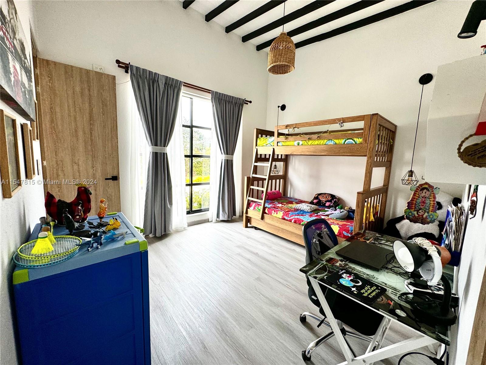 Kilometro 31 El Chuscal, FL, CO, 5 Bedrooms Bedrooms, ,5 BathroomsBathrooms,Residential,For Sale,El Chuscal,A11547815