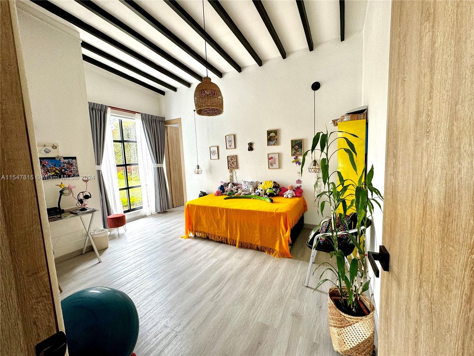 Kilometro 31 El Chuscal, FL, CO, 5 Bedrooms Bedrooms, ,5 BathroomsBathrooms,Residential,For Sale,El Chuscal,A11547815