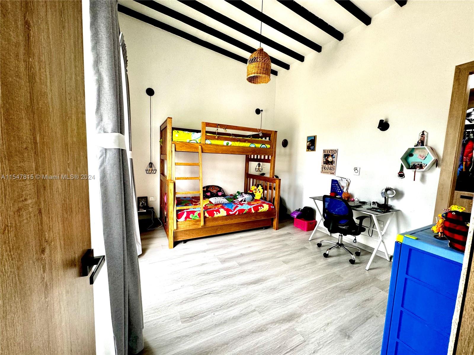 Kilometro 31 El Chuscal, FL, CO, 5 Bedrooms Bedrooms, ,5 BathroomsBathrooms,Residential,For Sale,El Chuscal,A11547815