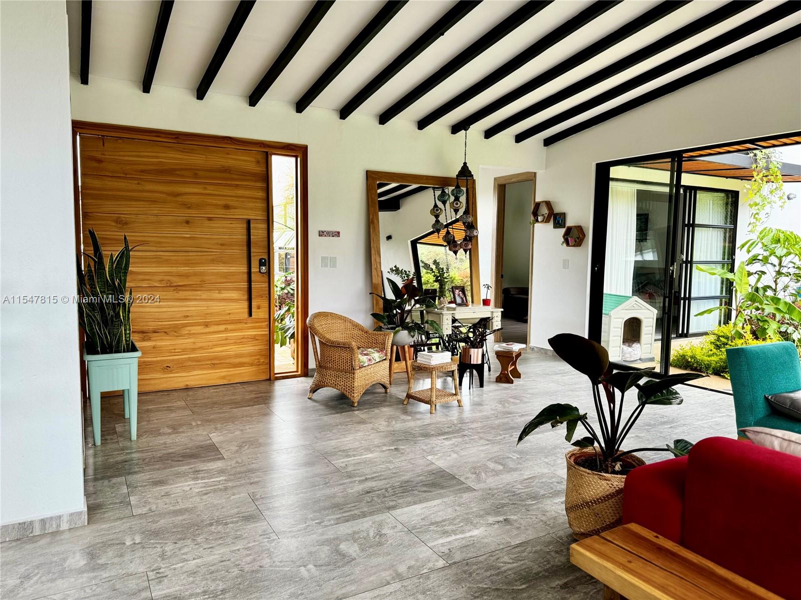 Kilometro 31 El Chuscal, FL, CO, 5 Bedrooms Bedrooms, ,5 BathroomsBathrooms,Residential,For Sale,El Chuscal,A11547815