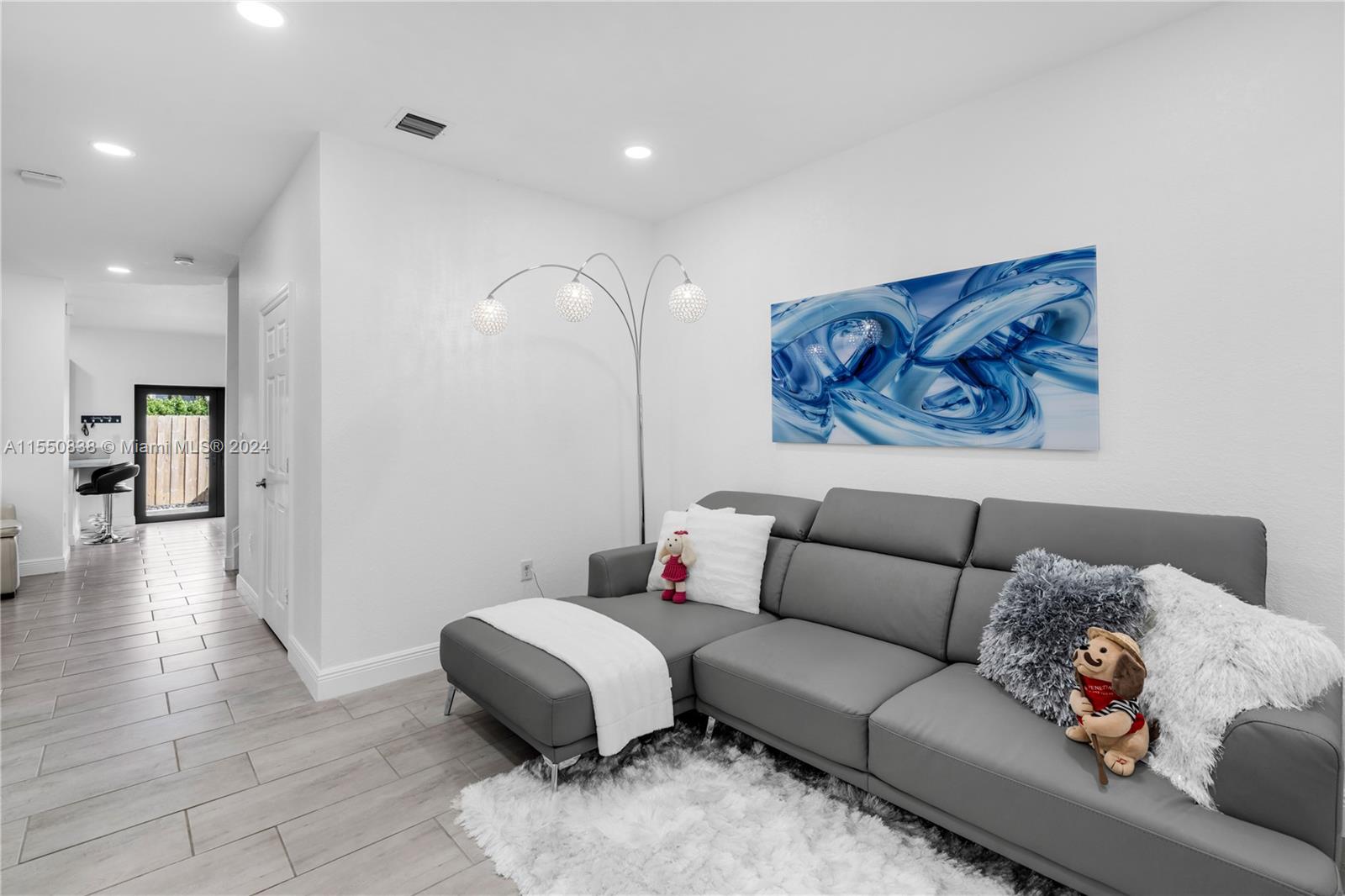 3325 SE 1st St, Homestead, Florida 33033, 3 Bedrooms Bedrooms, ,2 BathroomsBathrooms,Residential,For Sale,3325 SE 1st St,A11550838