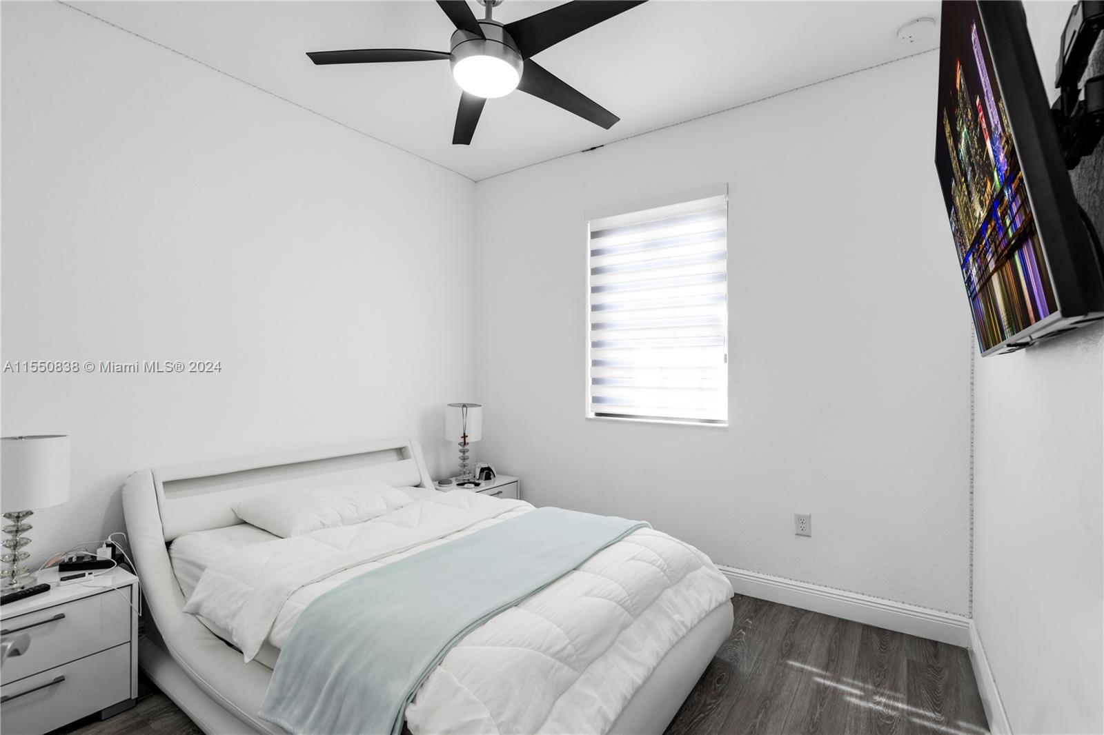 3325 SE 1st St, Homestead, Florida 33033, 3 Bedrooms Bedrooms, ,2 BathroomsBathrooms,Residential,For Sale,3325 SE 1st St,A11550838