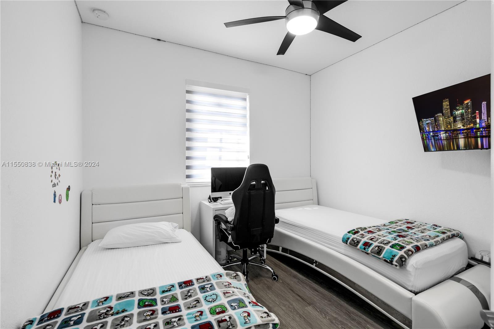 3325 SE 1st St, Homestead, Florida 33033, 3 Bedrooms Bedrooms, ,2 BathroomsBathrooms,Residential,For Sale,3325 SE 1st St,A11550838