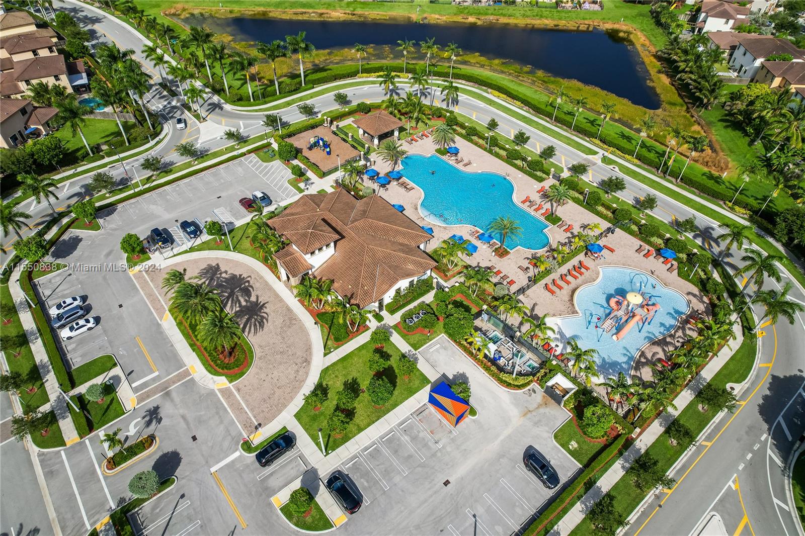 3325 1st St, Homestead, FL, 33033 United States, 3 Bedrooms Bedrooms, ,2 BathroomsBathrooms,Residential,For Sale,1st St,A11550838