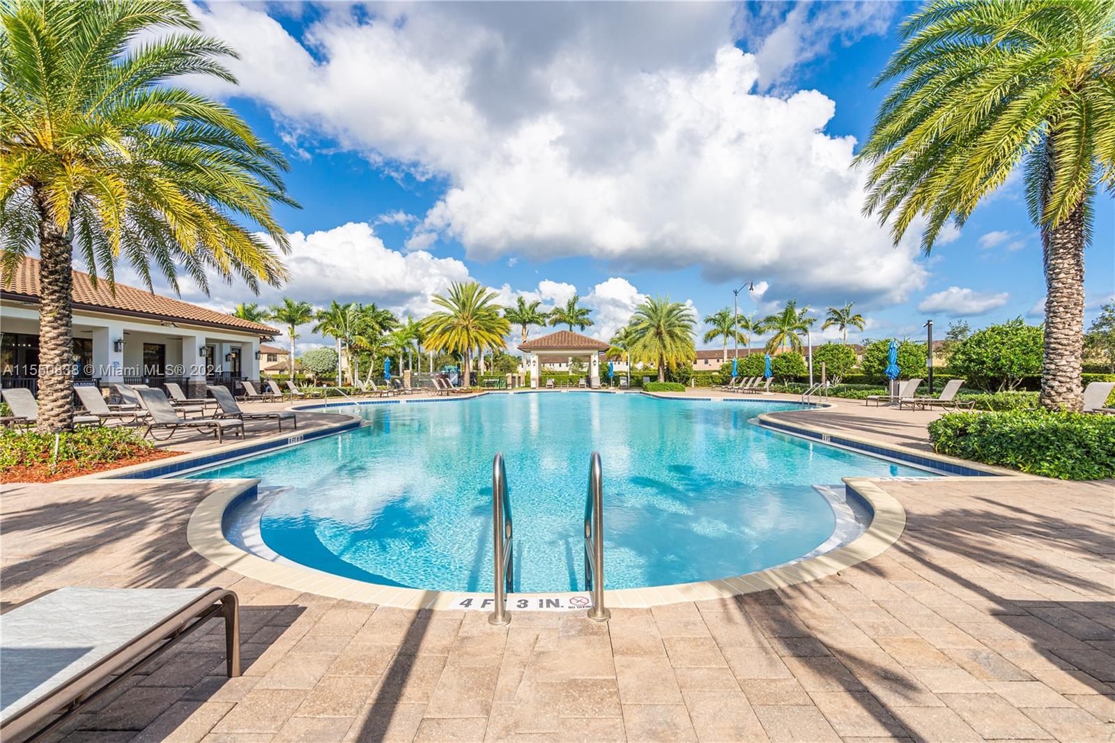 3325 1st St, Homestead, FL, 33033 United States, 3 Bedrooms Bedrooms, ,2 BathroomsBathrooms,Residential,For Sale,1st St,A11550838