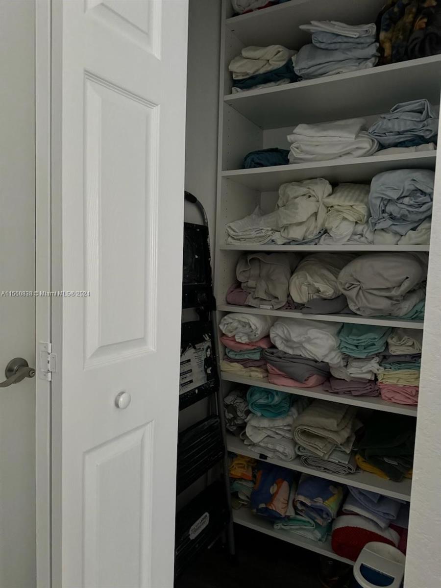 3325 SE 1st St, Homestead, Florida 33033, 3 Bedrooms Bedrooms, ,2 BathroomsBathrooms,Residential,For Sale,3325 SE 1st St,A11550838