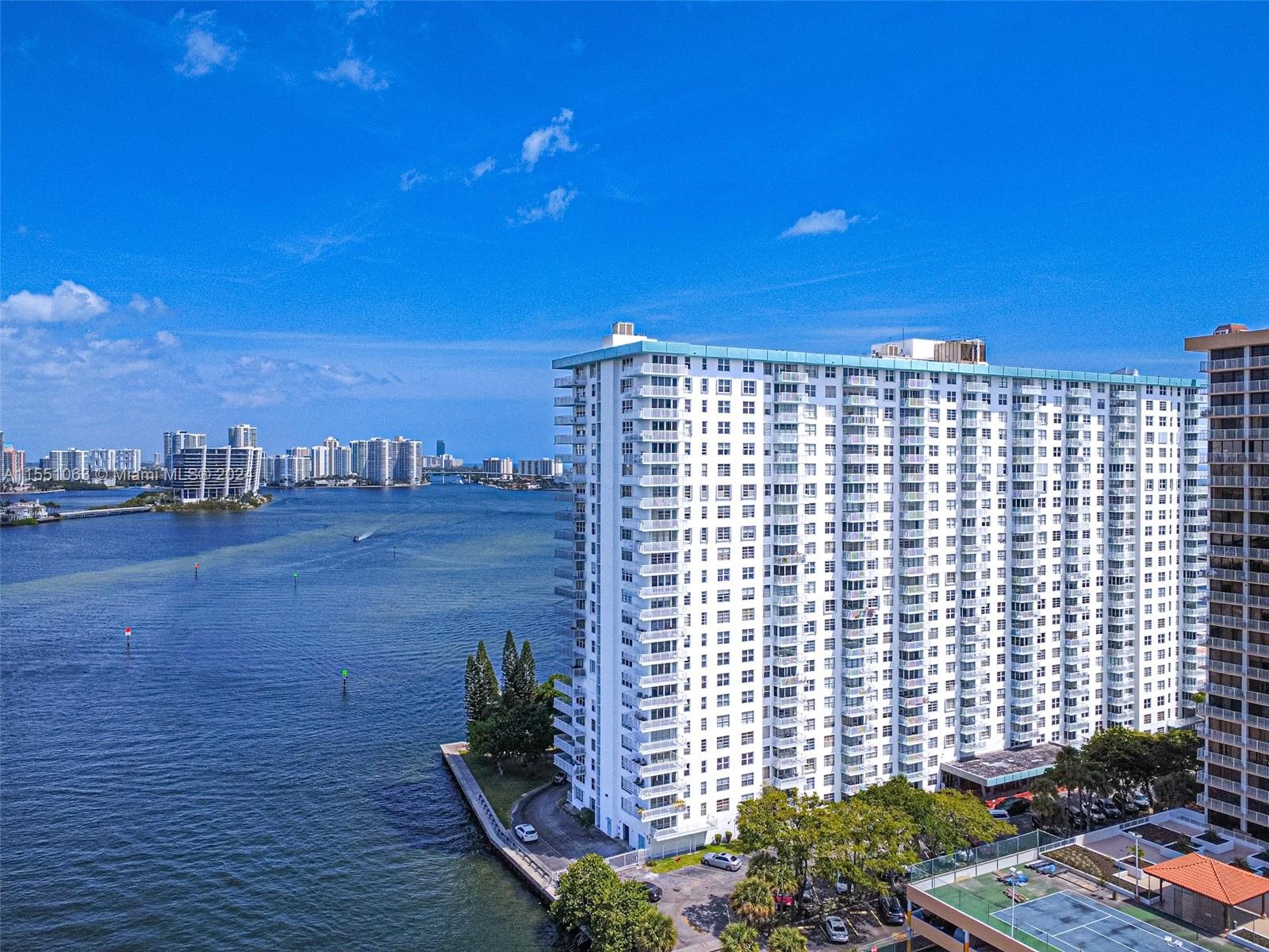 301 174th St, Sunny Isles Beach, FL, 33160 United States, 2 Bedrooms Bedrooms, ,2 BathroomsBathrooms,Residential,For Sale,174th St,A11551063